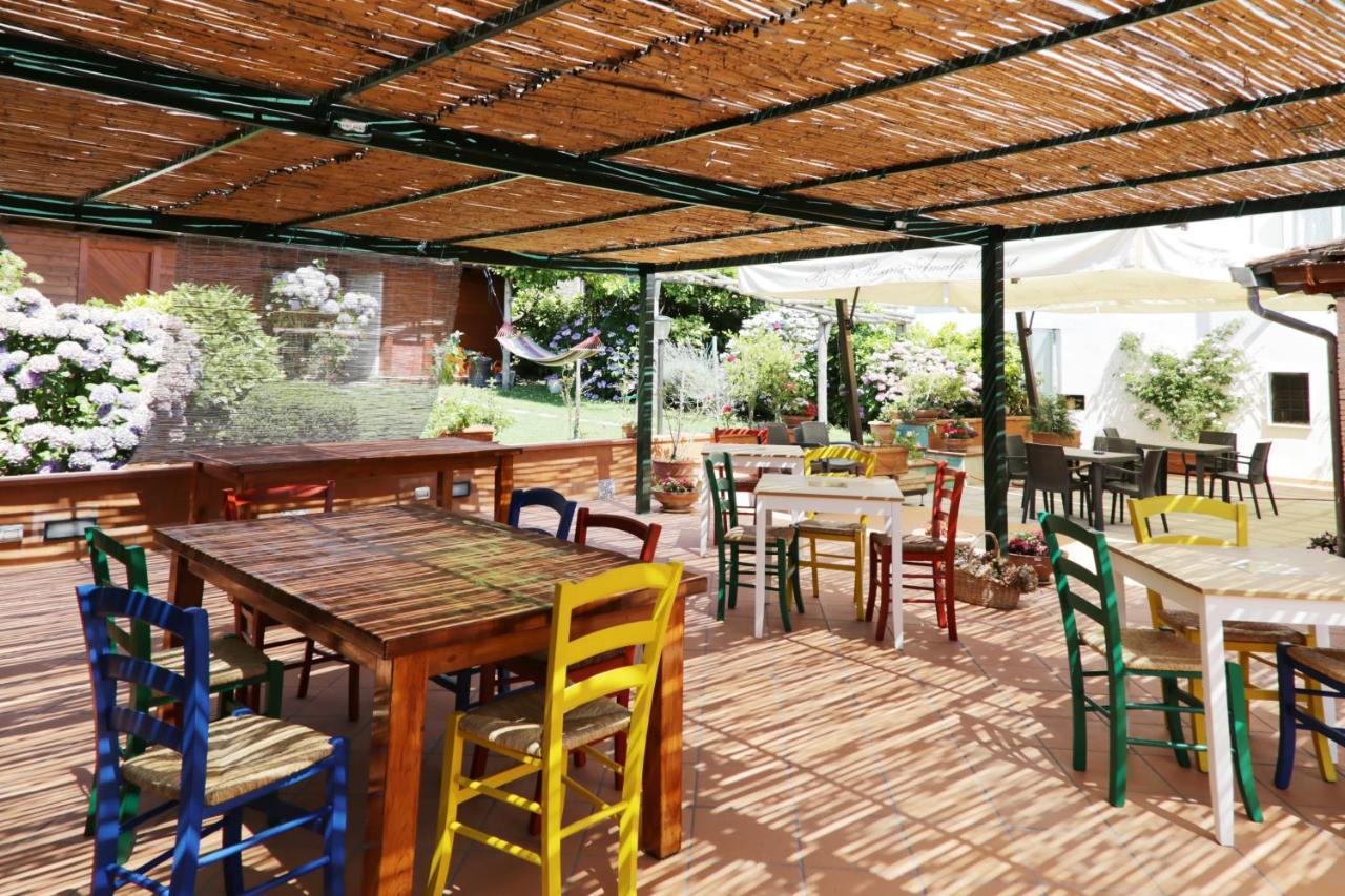 Bed and Breakfast Casa Rosaria Amalfi Coast Виетри Экстерьер фото